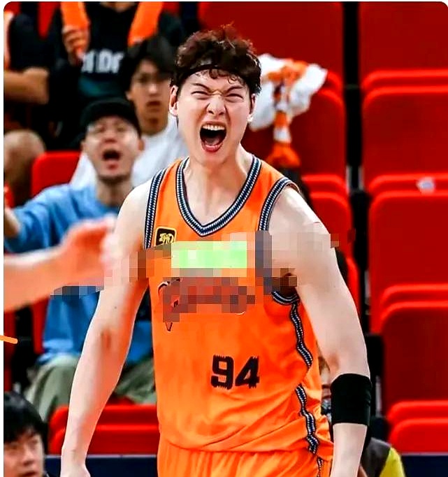 包含新内斯队员精准传球,助攻拿下对手的词条 包含新内斯队员精准传球,助攻拿下对手的词条