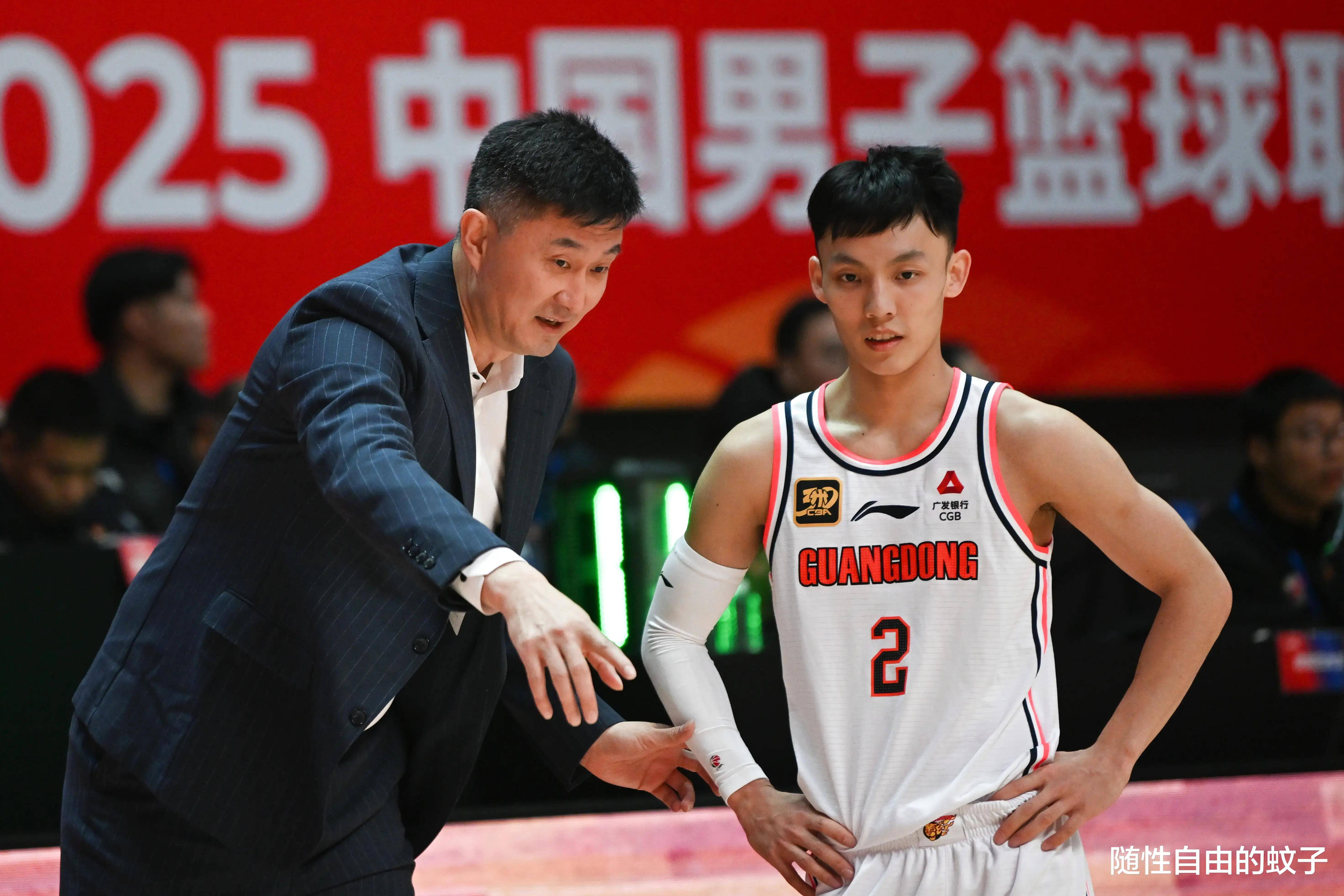 CBA篮球赛中的焦点战役即将上演 CBA篮球赛中的焦点战役即将上演