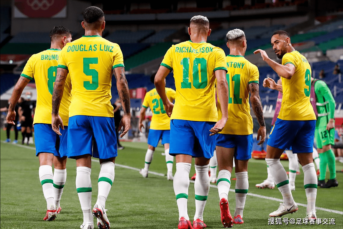 墨西哥足球队在比赛中实现逆转胜利 墨西哥足球队在比赛中实现逆转胜利