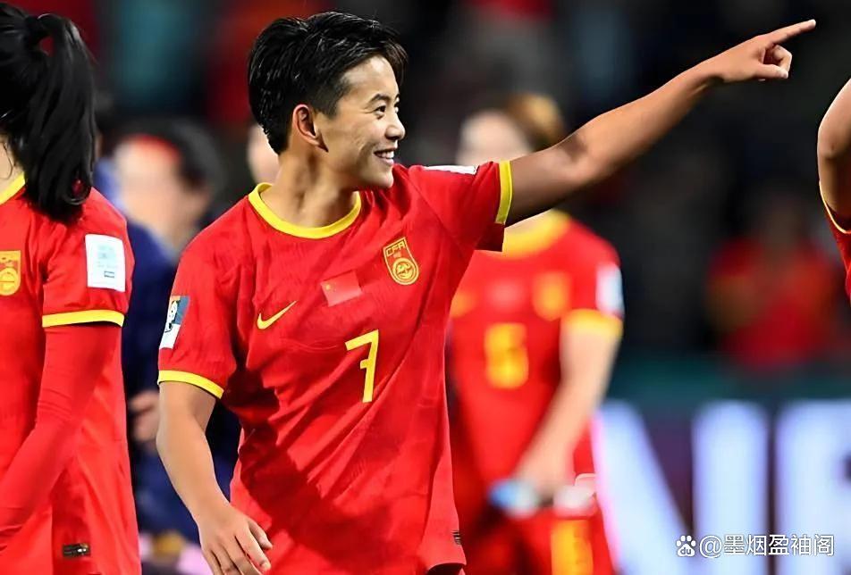 体育界再次封神，女足比赛成为焦点