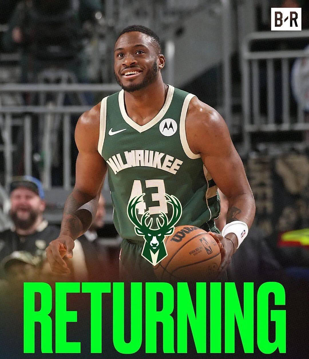 雄鹿大胜快船，字母哥表现全面成为最佳球员