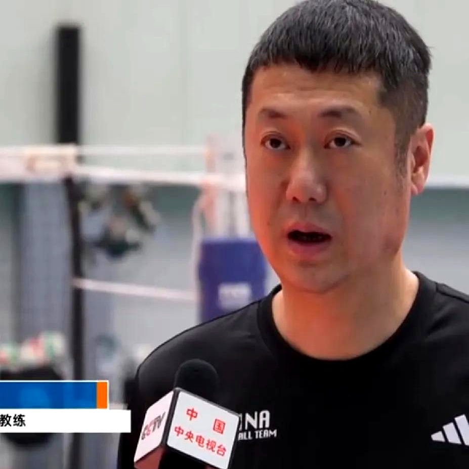 球队震荡：教练组调整战术，寻求突破的简单介绍